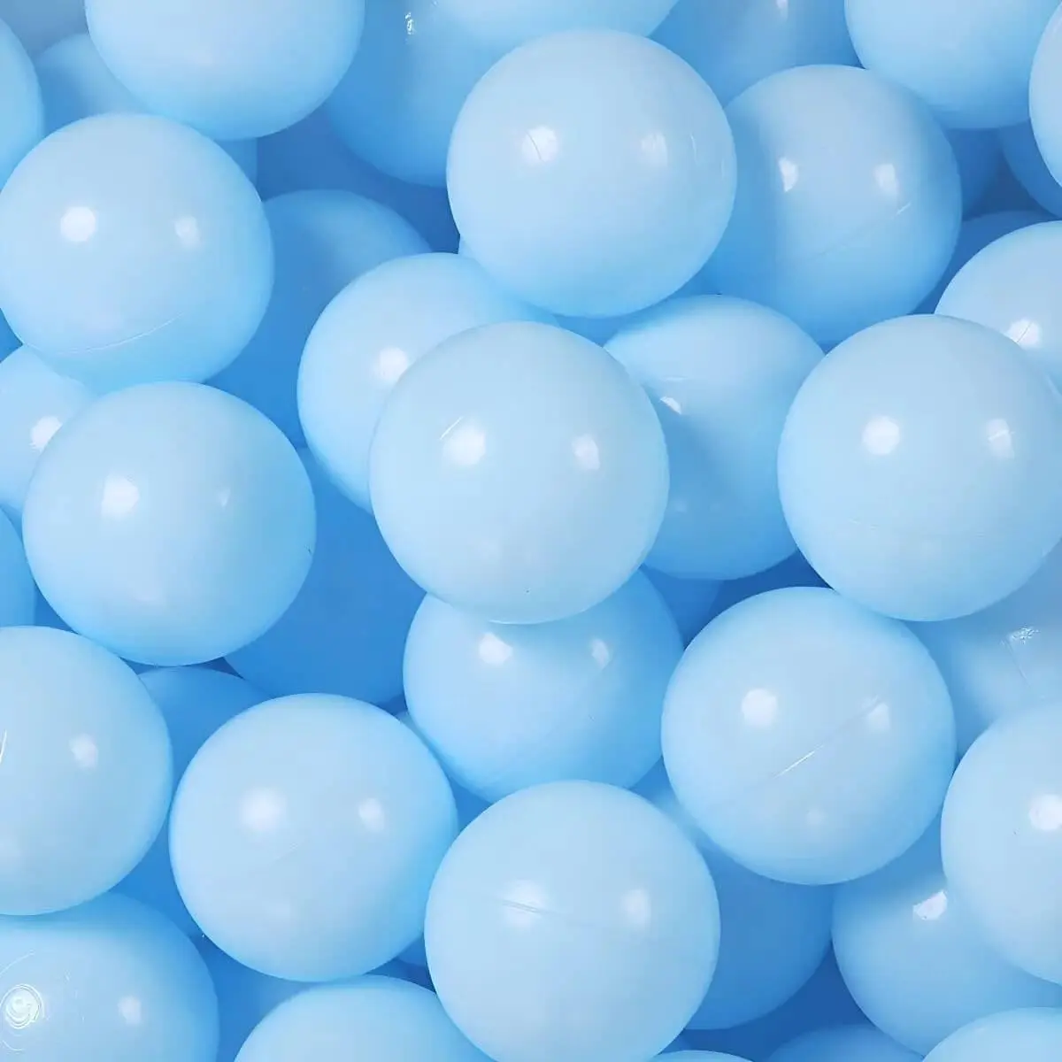 Bolinhas azul bebê